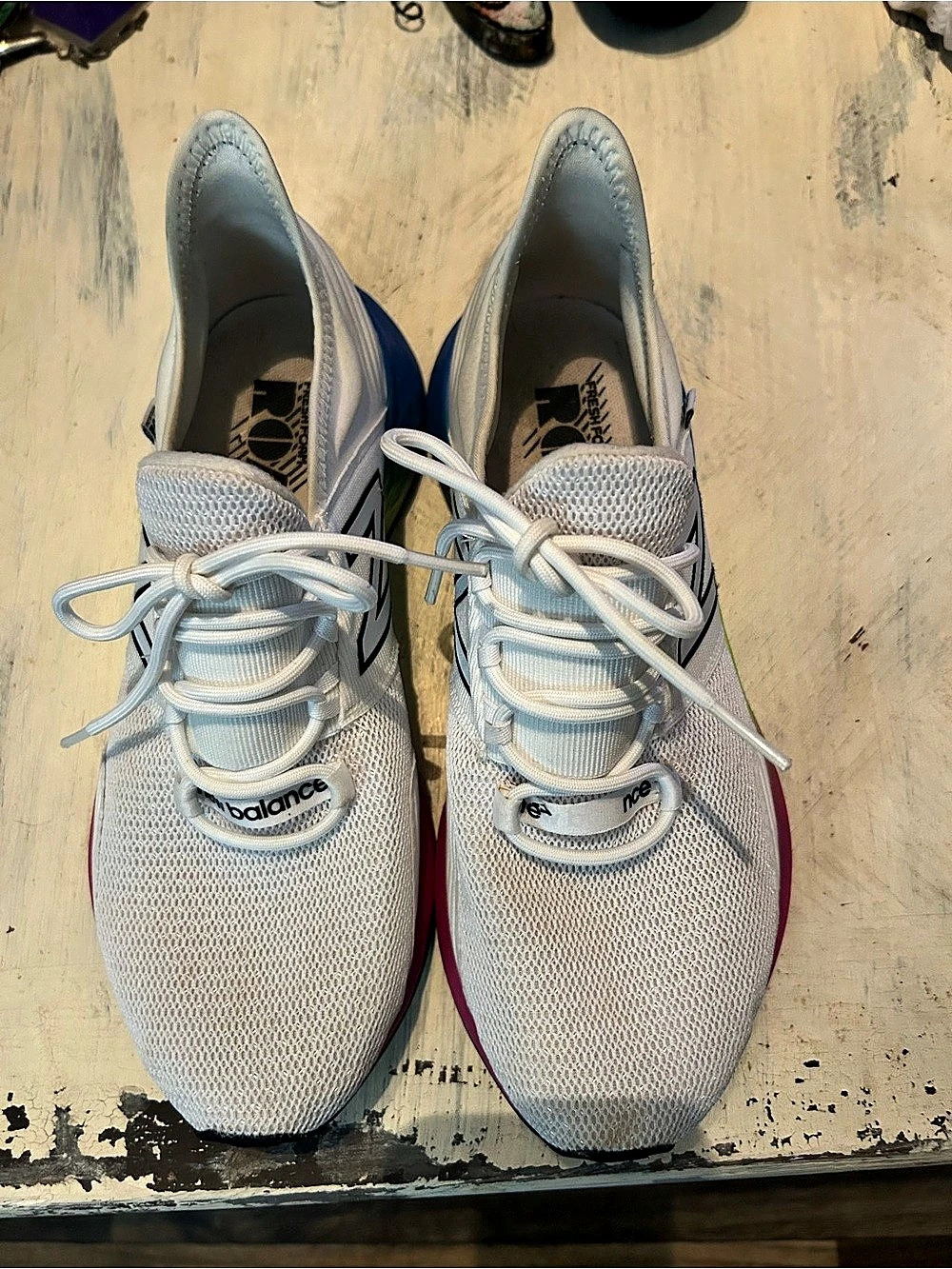 New Balance Fresh Foam Roav v1 Women's White & Blue Sneakers